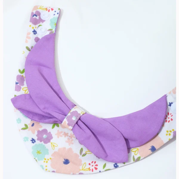 Adorable Floral Cat Bandana with Bow - Image 4